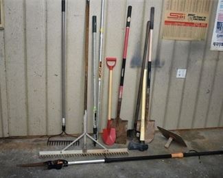 180. Group Lot Of Garden Tools