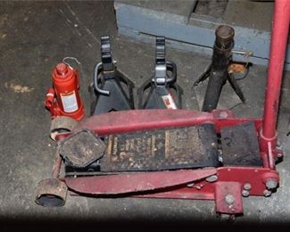 197. Group Lot Of Automotive Jacks
