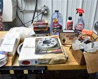 246. Group Lot Of Automotive Items