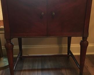 Beautiful Mahogany Sewing Cabinet 
In Pristine Condition - Door Opens to Sit at Sewing Machine 
     Vintage Electric Domestic Series 153  Sewing  Machine (Circa 1947)
This Machine  is also in Pristine Condtion