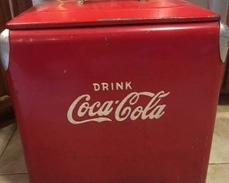 Original Coca-Cola Box in Great Condition!!!
   Made in USA