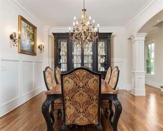 DREXEL HERITAGE table, chairs and magnificent china buffet! 