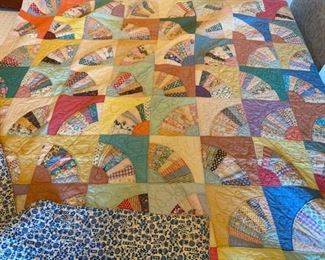035 Vintage Hand Made Quilt
