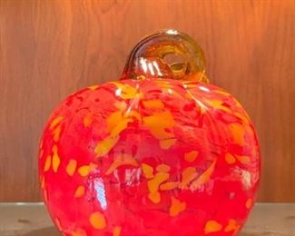 235 Artist Signed Art Glass Pumpkin