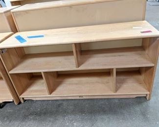 Wooden Bookshelf (3000E4129)