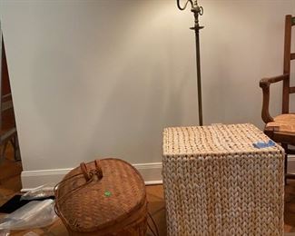Sea grass puff, floor lamp, woven basket with lid