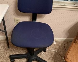 #41	Blue Office Chair	 $20.00 	 call 256-603-4198 
