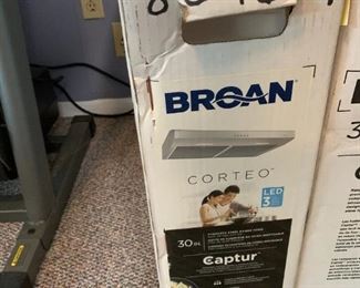 #64	Broan CRDE130SS Stainless Steel Hood - New in Box 30"	 $75.00 	 call 256-603-4198 
 
