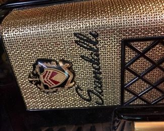 #73	SCANDALLI Accoridan in Case - Black/Gold	 $400.00 	 call 256-603-4198 
