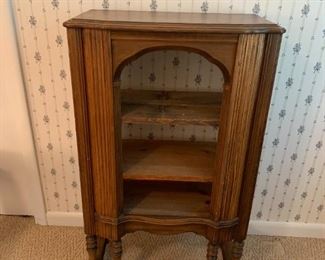 #78	Wood 2 shelf open back w/arch open front  24x12x40	 $65.00 	 call 256-603-4198 
