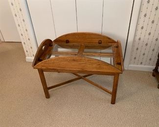 #79	Wood Glass-Top Oak Butlers Tray coffee table 40x31x16	 $75.00 	 call 256-603-4198 
