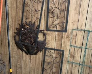 #86	Metal Wall Hanging w/2 Birds  23x24	 $75.00 	 call 256-603-4198 
#87	(3) Wall Hangings Rectangle w/birds on them  sold as a set	 $60.00 	 call 256-603-4198 
