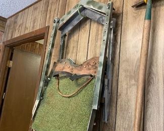 #90	Deer Stand 	 $30.00 	 call 256-603-4198 
