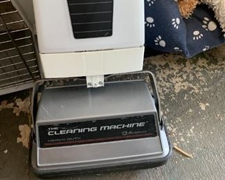 #100	Kolbenz Cleaning Machine - Buffer/Polisher	 $45.00 	 call 256-603-4198 
