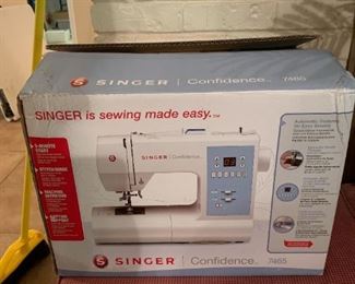 #107	Singer Confidence 7465 - New in Box	 $250.00 	 call 256-603-4198 
