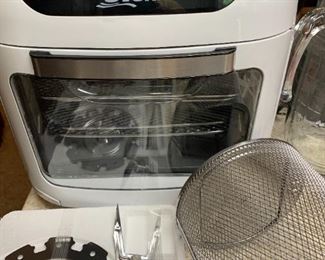 #110	Power air fryer oven 	 $75.00 	 call 256-603-4198 
