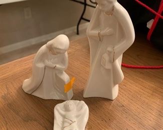 #112	Mikasa mary/joseph baby jesus	 $30.00 	 call 256-603-4198 
