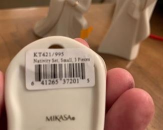 #112	Mikasa mary/joseph baby jesus	 $30.00 	 call 256-603-4198 
