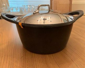 #123	Al clad dutch oven 	 $30.00 	 call 256-603-4198 
