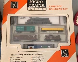 #142	KR	Micro Trains line by Nscale in the organial unopen box 	 $100.00 	 call 256-603-4198 
