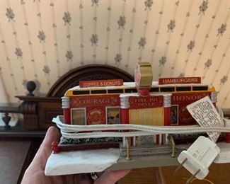 #164	Hawthorne Village Fire Pit Diner 	 $20.00 	 call 256-603-4198 
