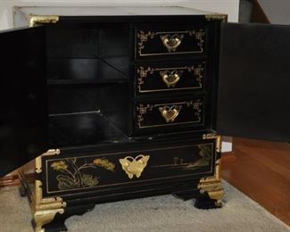 Chinoiserie Ho Ho Bird hand decorated lacquered jewelry chest with four drawers brass metal embellishments 15" wide and 16” high