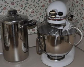 Oneida stainless steel tall pot with lid new, Kitchenaid Ultra Power mixer new/newer