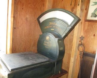 Triner Peerless scale