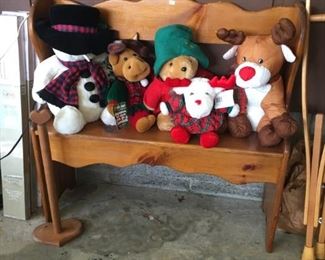 wooden bench and christmas plushes 