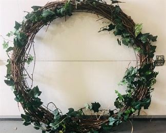 Grapevine wreath with ivy