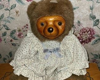 Vintage bear by applause - 1985