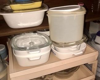 Corningware 
Glass fridge set 