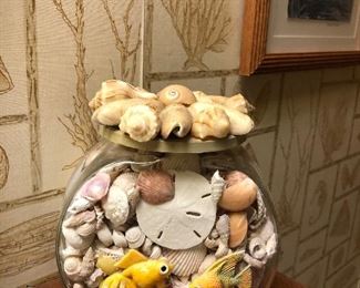Vintage Goldfish + Shells bowl. Super Kitschy