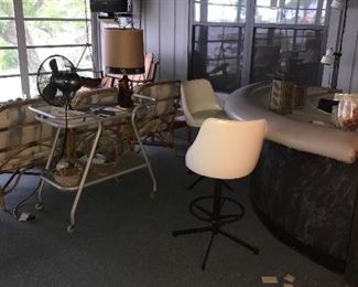 Vintage White vinyl swivel countertop height bar stools. Black iron legs. Heavy! 