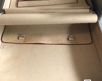 Detail pic Halliburton pilot (beige) flight luggage 