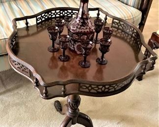 Antique tripod side table 