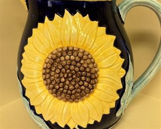 Sunflower pitcher