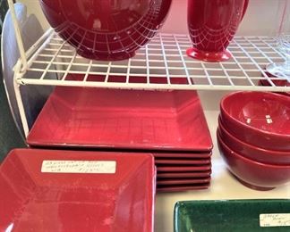 Red square plates