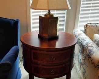 Ethan Allen table and brass lamp