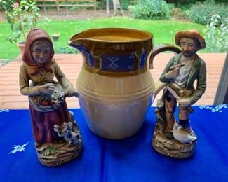 HALF OFF!  $5.00 NOW, WAS $10.00.......Figurines and Pottery Pitcher (J480)
