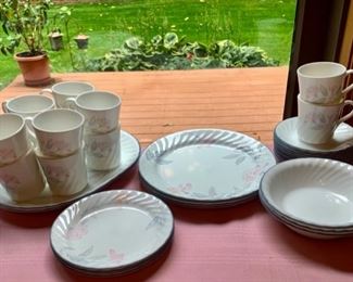 CLEARANCE  !  $10.00 NOW, WAS $30.00.......Corelle Dish Set, 4 plates, 4 bowls, 2 platters, 12 cups and saucers (J516)