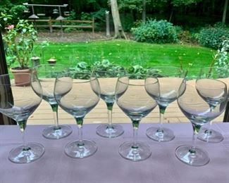 REDUCED!  $9.00 NOW, WAS $16.00..........Set of 8 Wine Glasses (J548)