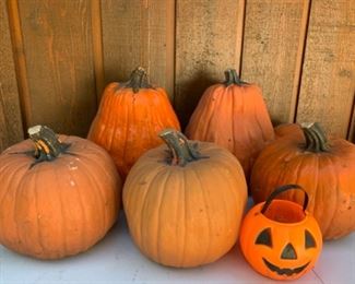 REDUCED!  $15.00 NOW, WAS $20.00......Faux Pumpkins as in condition (J047)