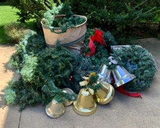 CLEARANCE  !  $5.00 NOW, WAS $20.00........Large Lot of Christmas Garland and Bells (J052)