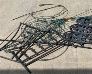 HALF OFF !  $6.00 NOW, WAS $12.00......Hook and Misc Yard Fence (J100)