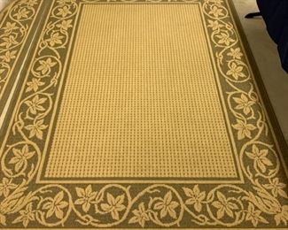 CLEARANCE  !  $4.00 NOW, WAS $16.00........Rug 29" x 22" (J122)