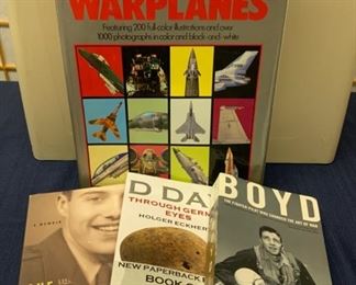 CLEARANCE  !  $3.00 NOW, WAS $16.00.......Warplanes Book Lot (J140)