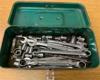 REDUCED!  $12.00 NOW, WAS $16.00 .........Wrenches and box (J188)