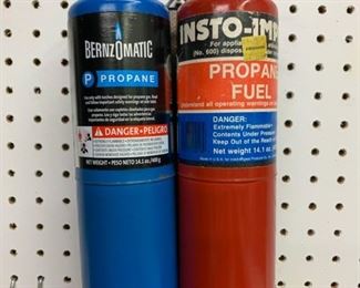 CLEARANCE  !  $3.00 NOW, WAS $12.00.........Propane Tanks 