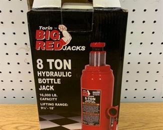 REDUCED!  $15.00 NOW, WAS $20.00........Big Red 8 ton hydraulic bottle jack (J254)